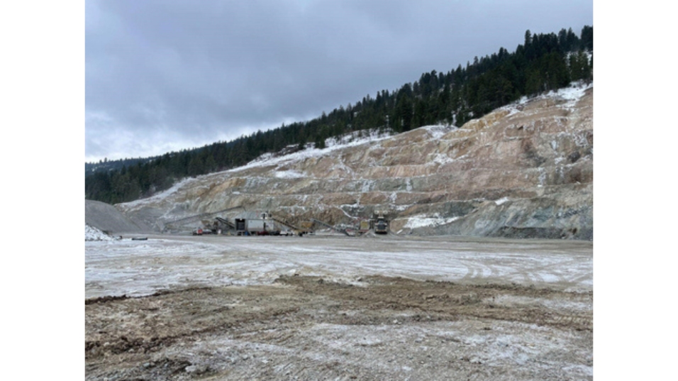 Lafarge Canada acquires Westridge Quarries operations » World Business