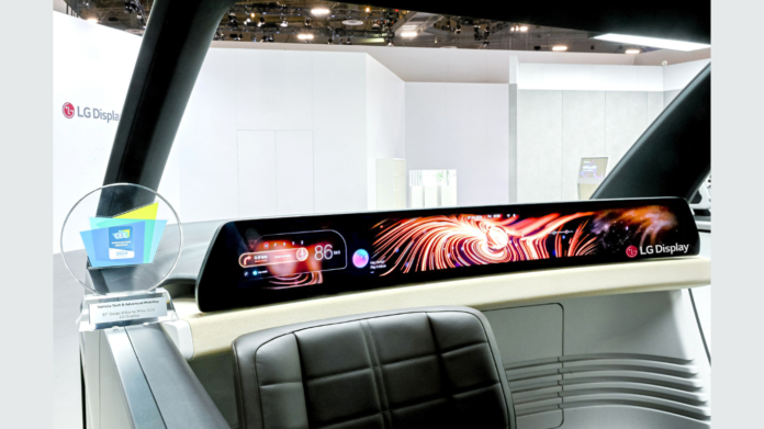 LG Display's 57-inch Pillar-to-Pillar (P2P) LCD that received a CES 2024 Innovation Award