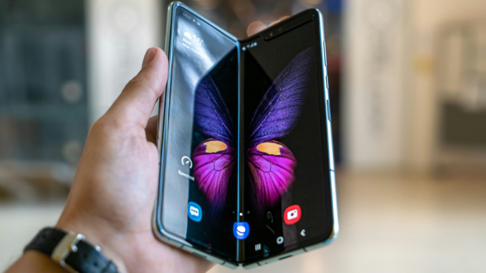 The Magical World of Bendy and Trendy Smartphones