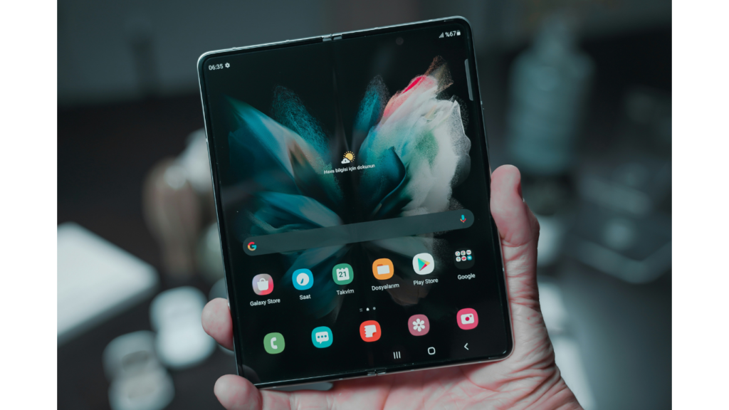 Samsung Galaxy Z Fold 3